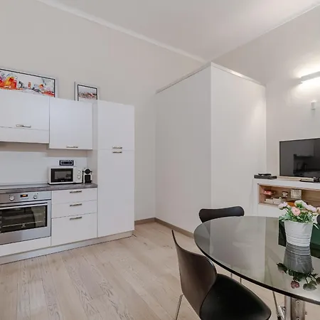 Guesthost - Cozy In Turin