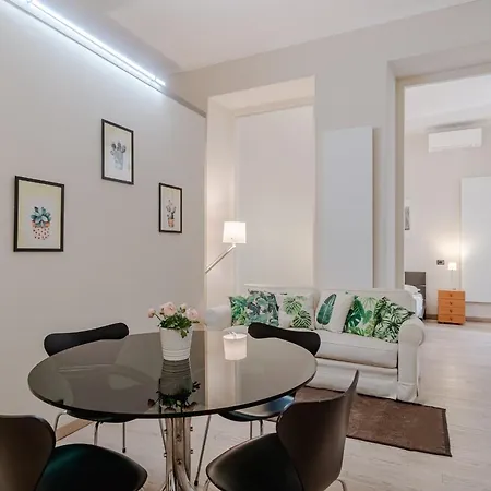 Guesthost - Cozy In Turin