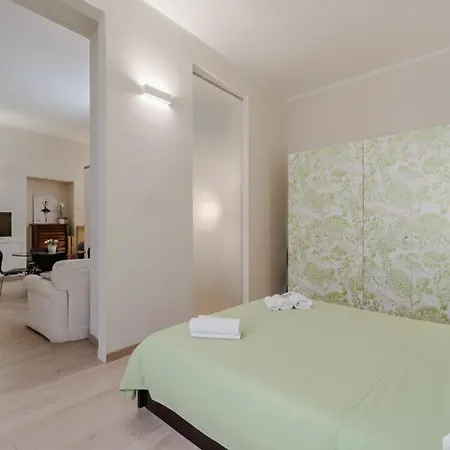 Guesthost - Cozy In Apartment Turin