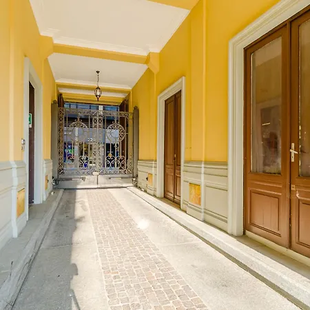 Lägenhet Guesthost - Cozy In Turin