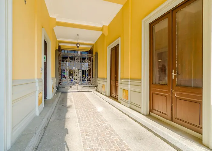 Lägenhet Guesthost - Cozy In Turin